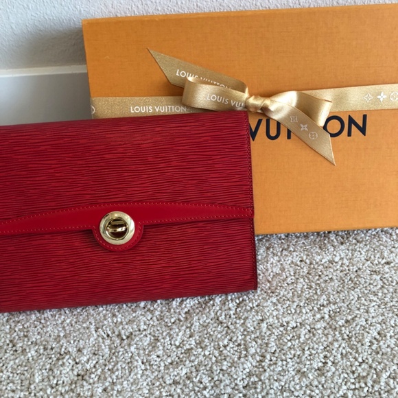 LOUIS VUITTON HANDBAG - Picture 13 of 13